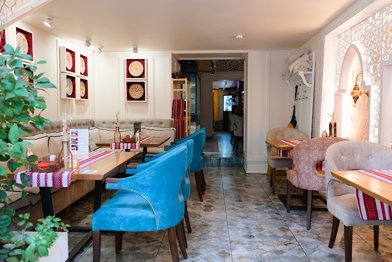 Курултай - ресторан кримськотатарської кухні — Restaurant